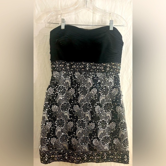 Tony Bowls Strapless Short Black with Silver Sequin Short Dress. Size 12. - Picture 1 of 11